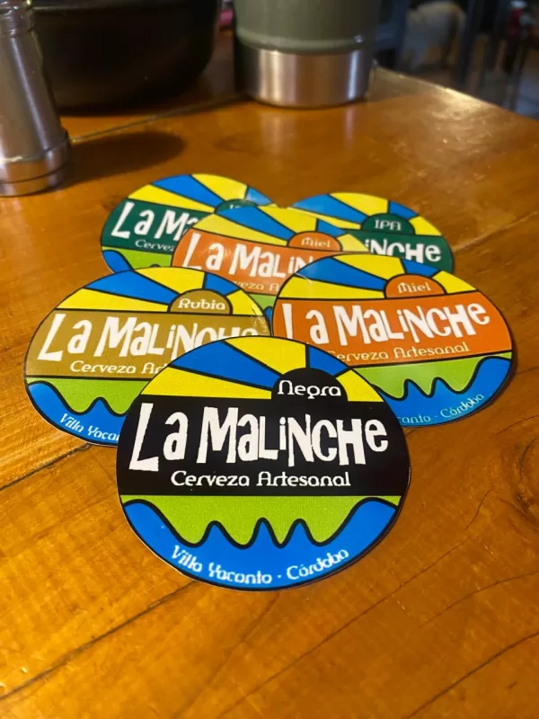 etiquetas stickers La Malinche sublimados personalizados en vinilo